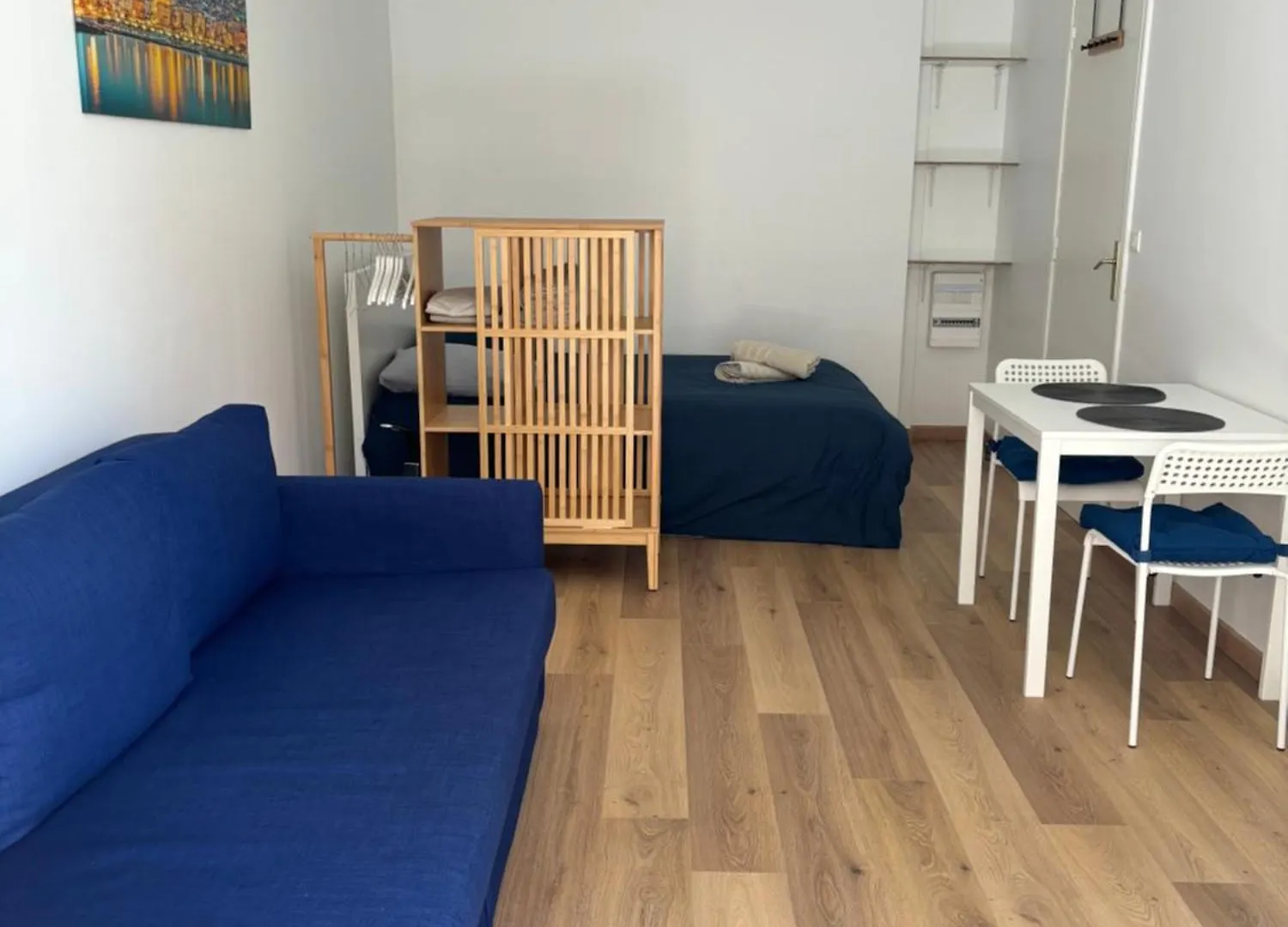 Studio 2 Etoiles A Menton Pour 4 Personnes 0*,  France